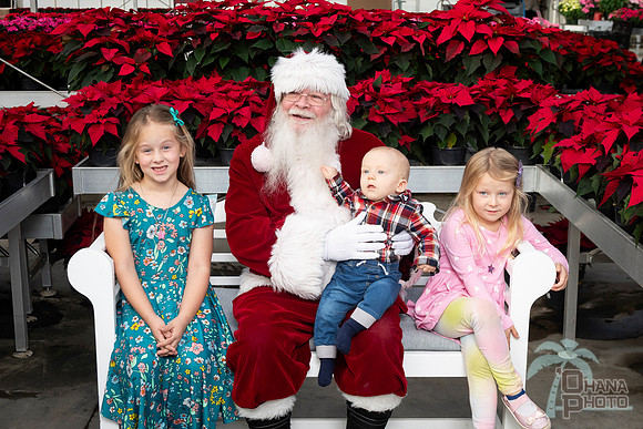 SantaPaws2025-0022