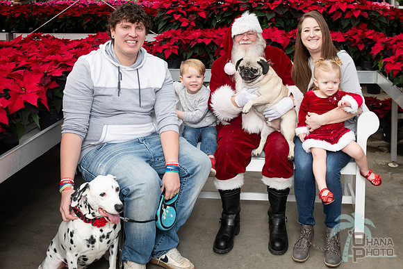 SantaPaws2025-0108