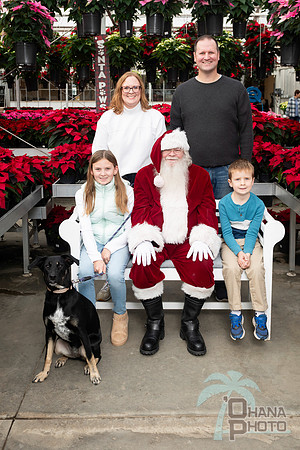 SantaPaws2025-0136