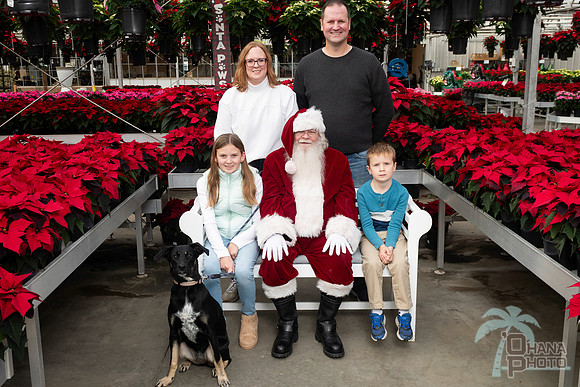 SantaPaws2025-0143