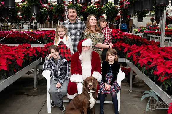 SantaPaws2025-0176