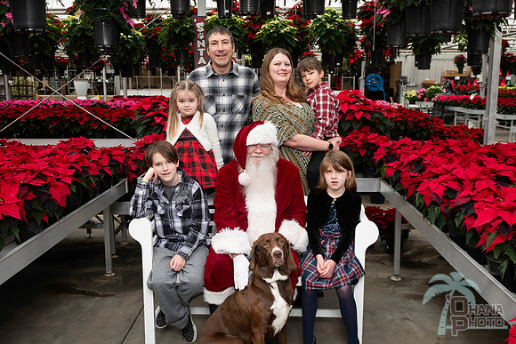 SantaPaws2025-0179