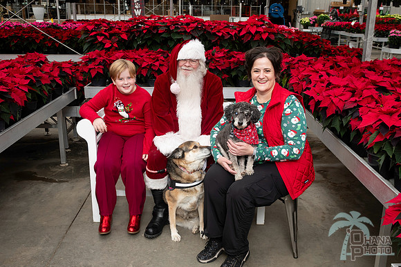 SantaPaws2025-0221