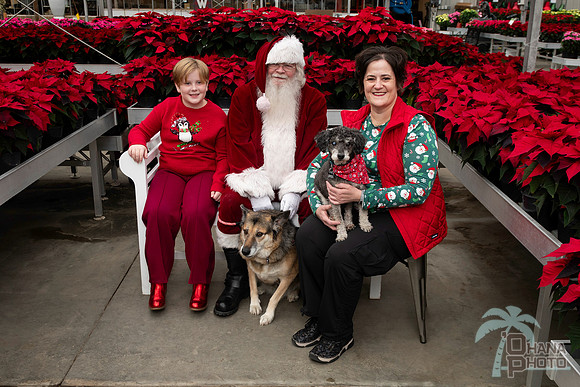 SantaPaws2025-0229