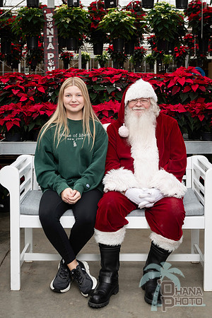 SantaPaws2025-0237