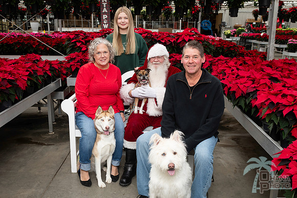 SantaPaws2025-0246