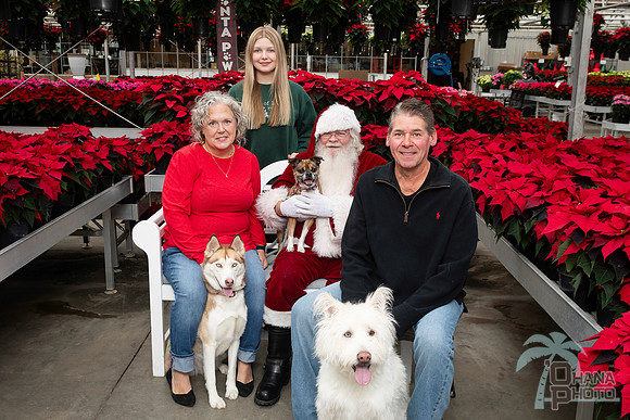 SantaPaws2025-0247