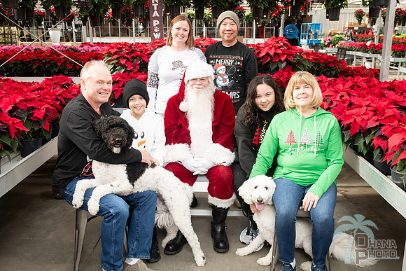 SantaPaws2025-0305