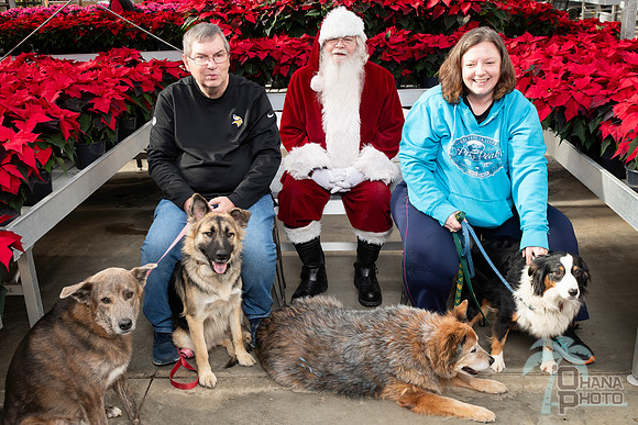 SantaPaws2025-0393