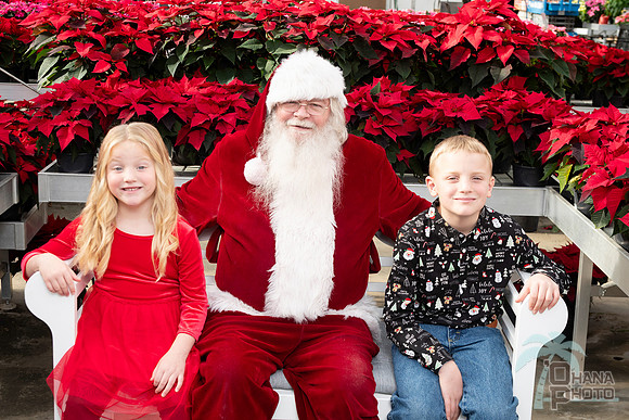 SantaPaws2025-0373