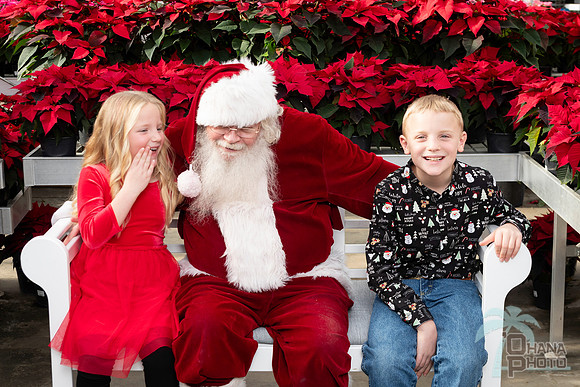 SantaPaws2025-0376