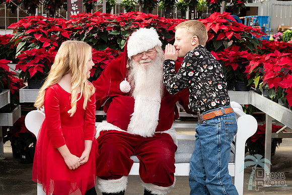 SantaPaws2025-0378