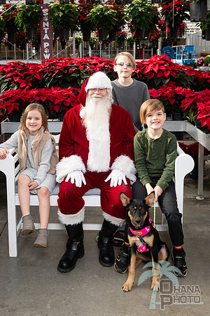 SantaPaws2025-0443