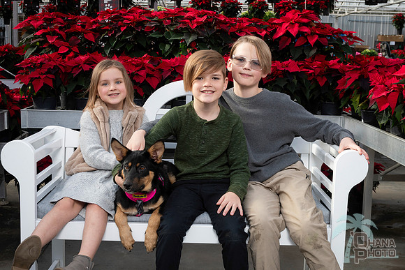 SantaPaws2025-0451