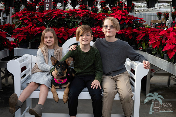 SantaPaws2025-0455