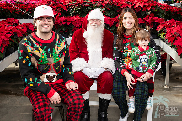 SantaPaws2025-0400