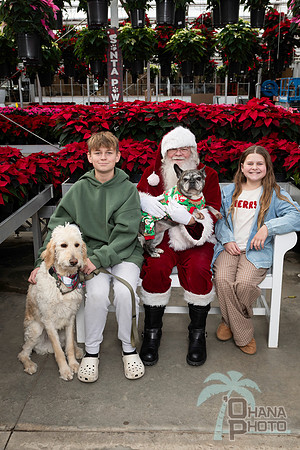 SantaPaws2025-0562
