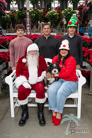 SantaPaws2025-0565