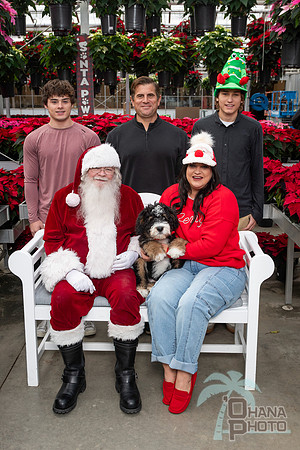 SantaPaws2025-0563