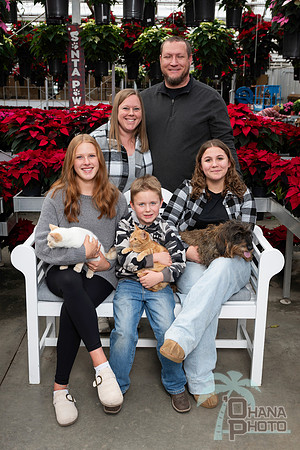 SantaPaws2025-0589