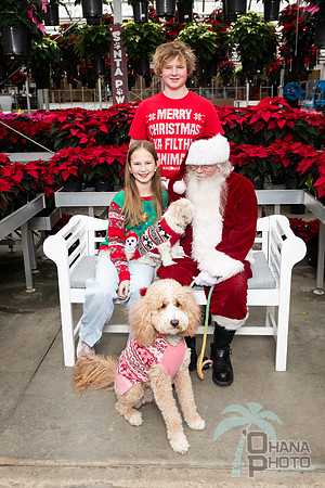 SantaPaws2025-0656