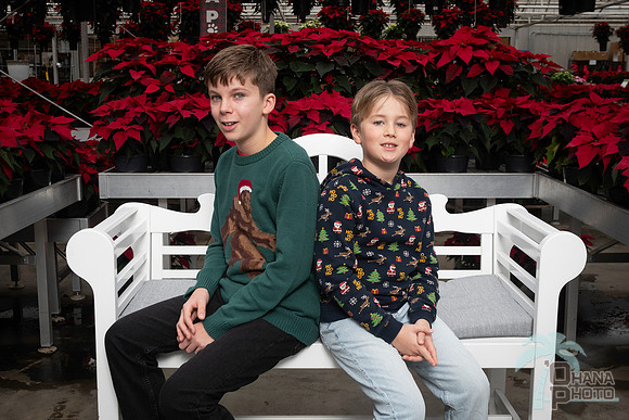 SantaPaws2025-0700