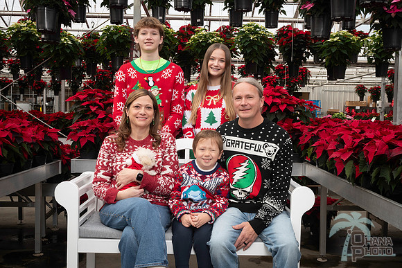 SantaPaws2025-0834