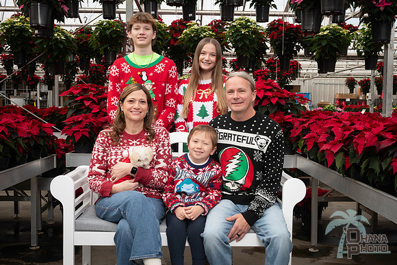 SantaPaws2025-0832