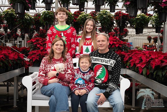 SantaPaws2025-0835