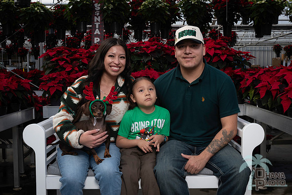 SantaPaws2025-0855