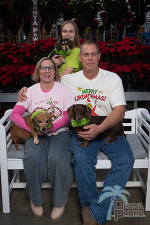 SantaPaws2025-0875