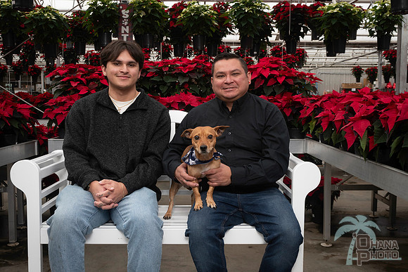 SantaPaws2025-0940
