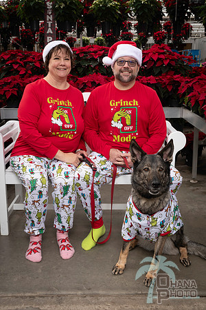 SantaPaws2025-0980