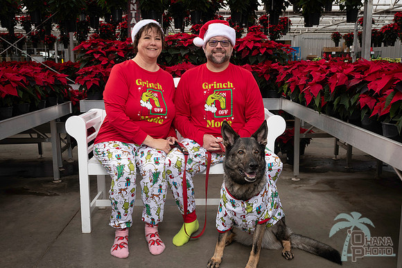 SantaPaws2025-0983