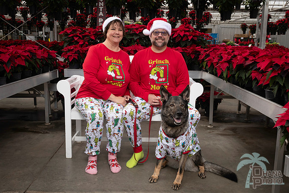SantaPaws2025-0985