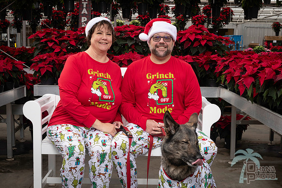 SantaPaws2025-0986