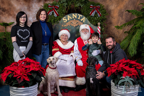 SantaPaws2022-475