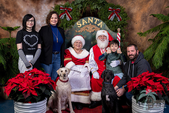 SantaPaws2022-473