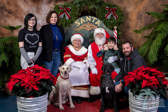 SantaPaws2022-476