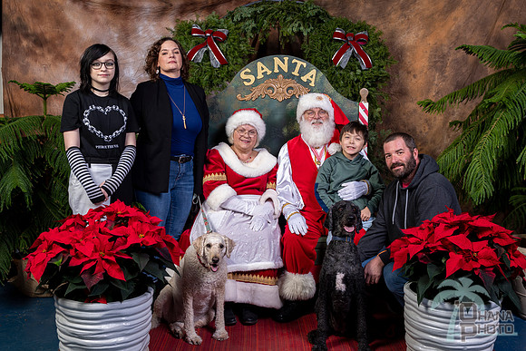 SantaPaws2022-482