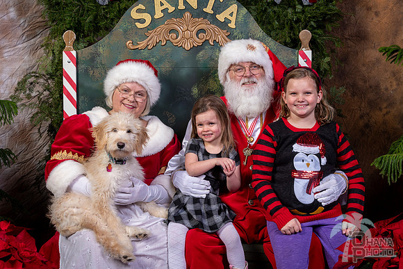 SantaPaws2022-525