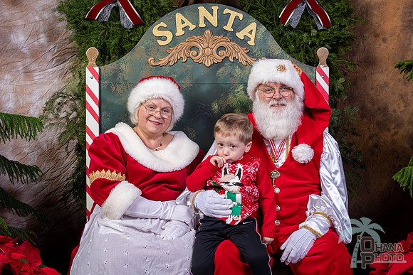 SantaPaws2022-596