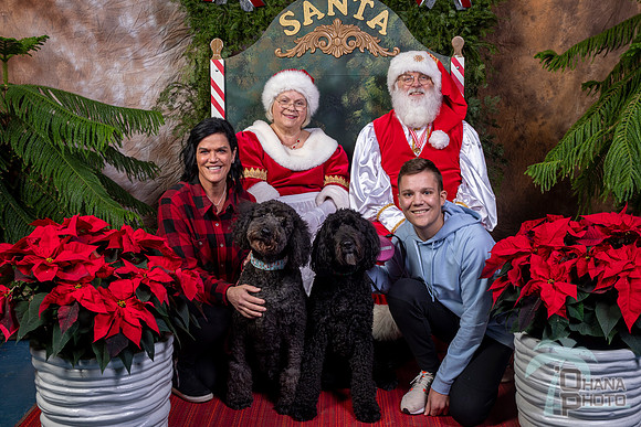 SantaPaws2022-650