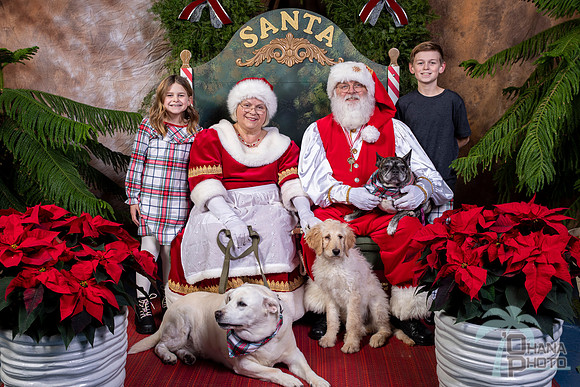 SantaPaws2022-674