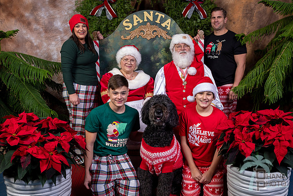 SantaPaws2022-703