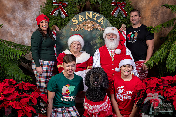 SantaPaws2022-704