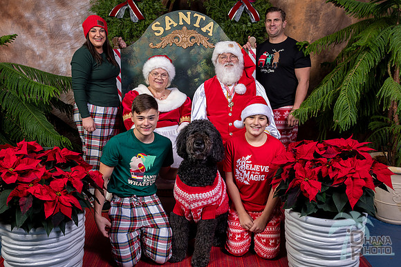 SantaPaws2022-702