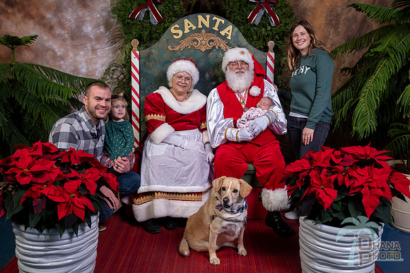 SantaPaws2022-722