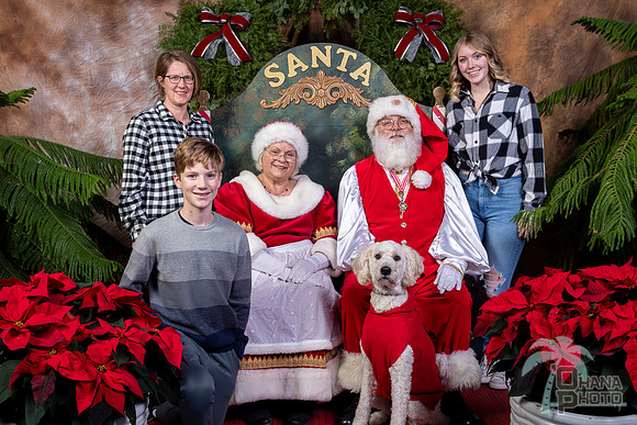 SantaPaws2022-767