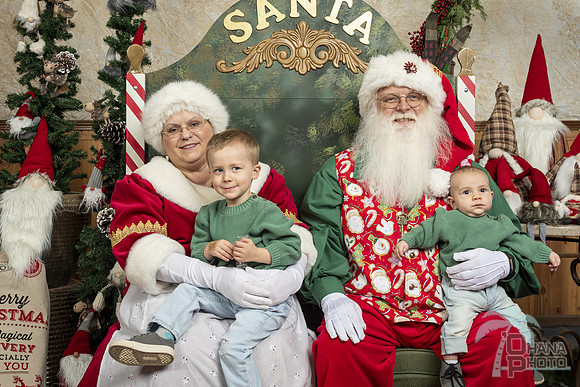 SantaPaws2019-0226